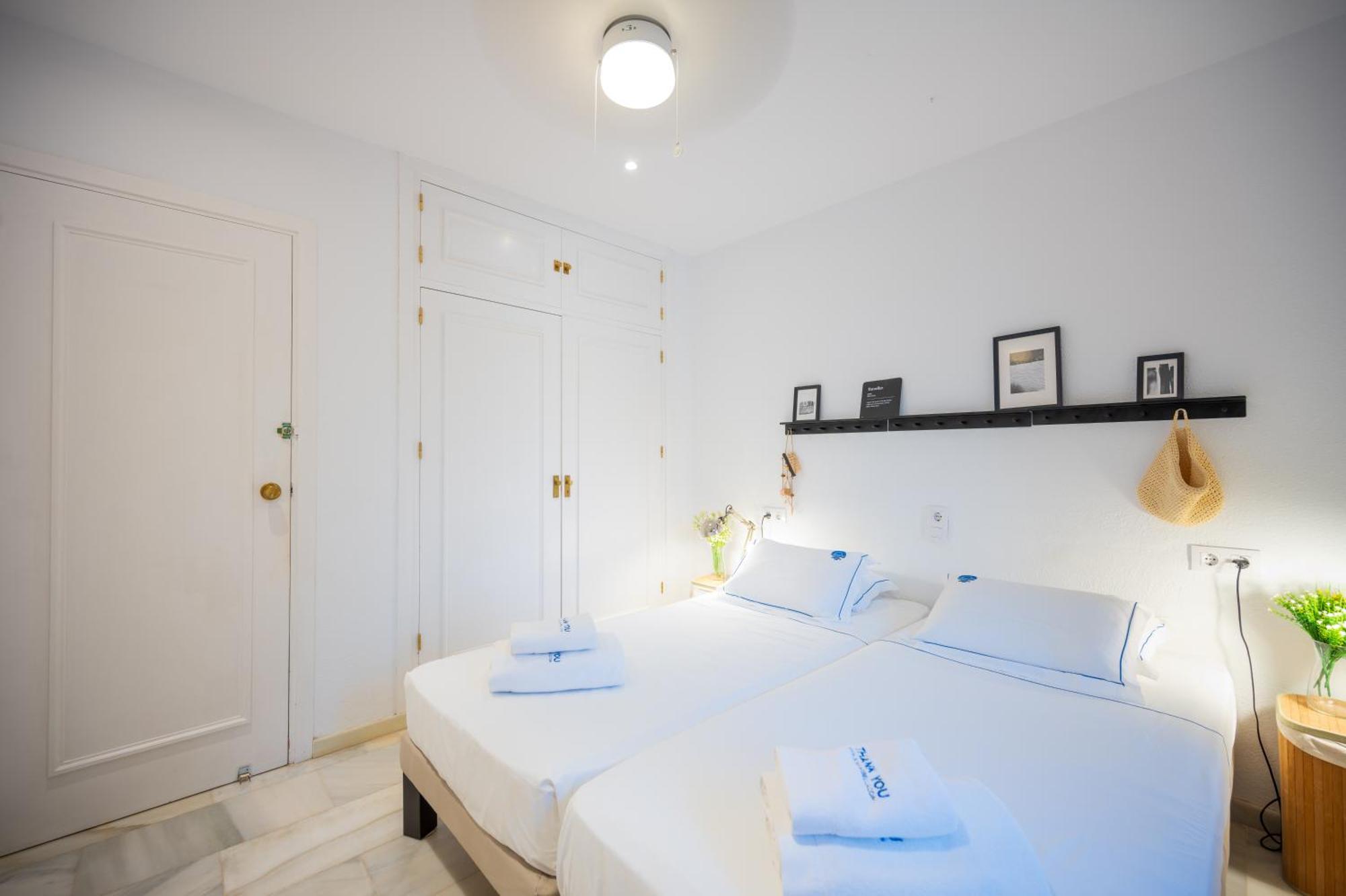 Typical Beach House Las Chapas Playa With Heated Pool Marbella Esterno foto