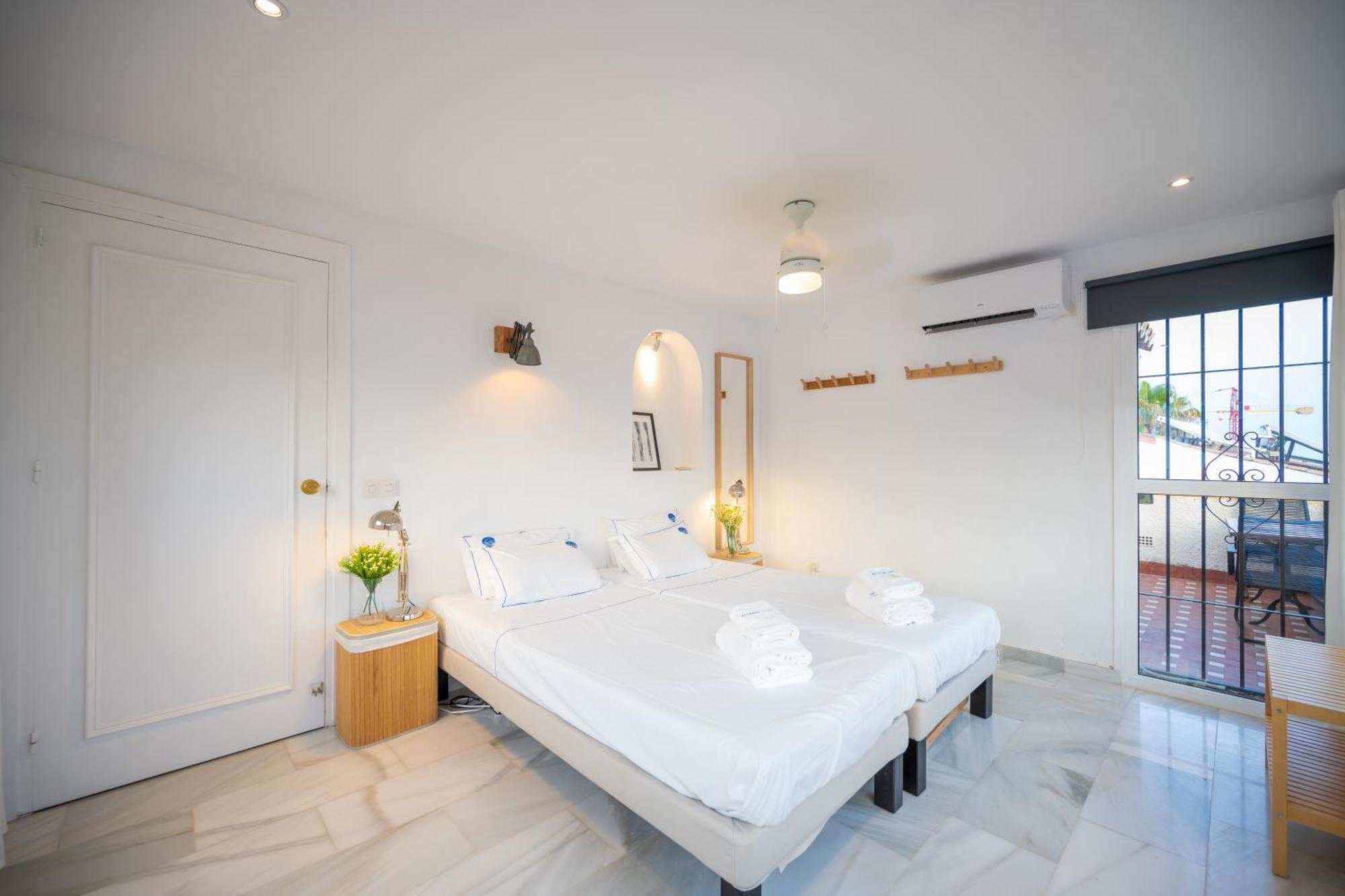 Typical Beach House Las Chapas Playa With Heated Pool Marbella Esterno foto