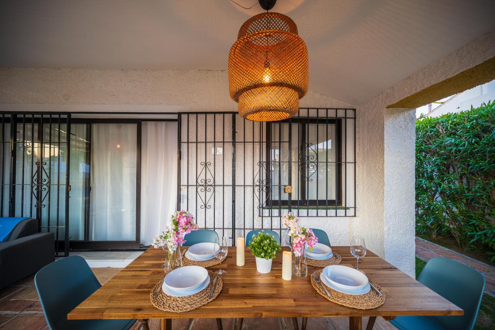 Typical Beach House Las Chapas Playa With Heated Pool Marbella Esterno foto