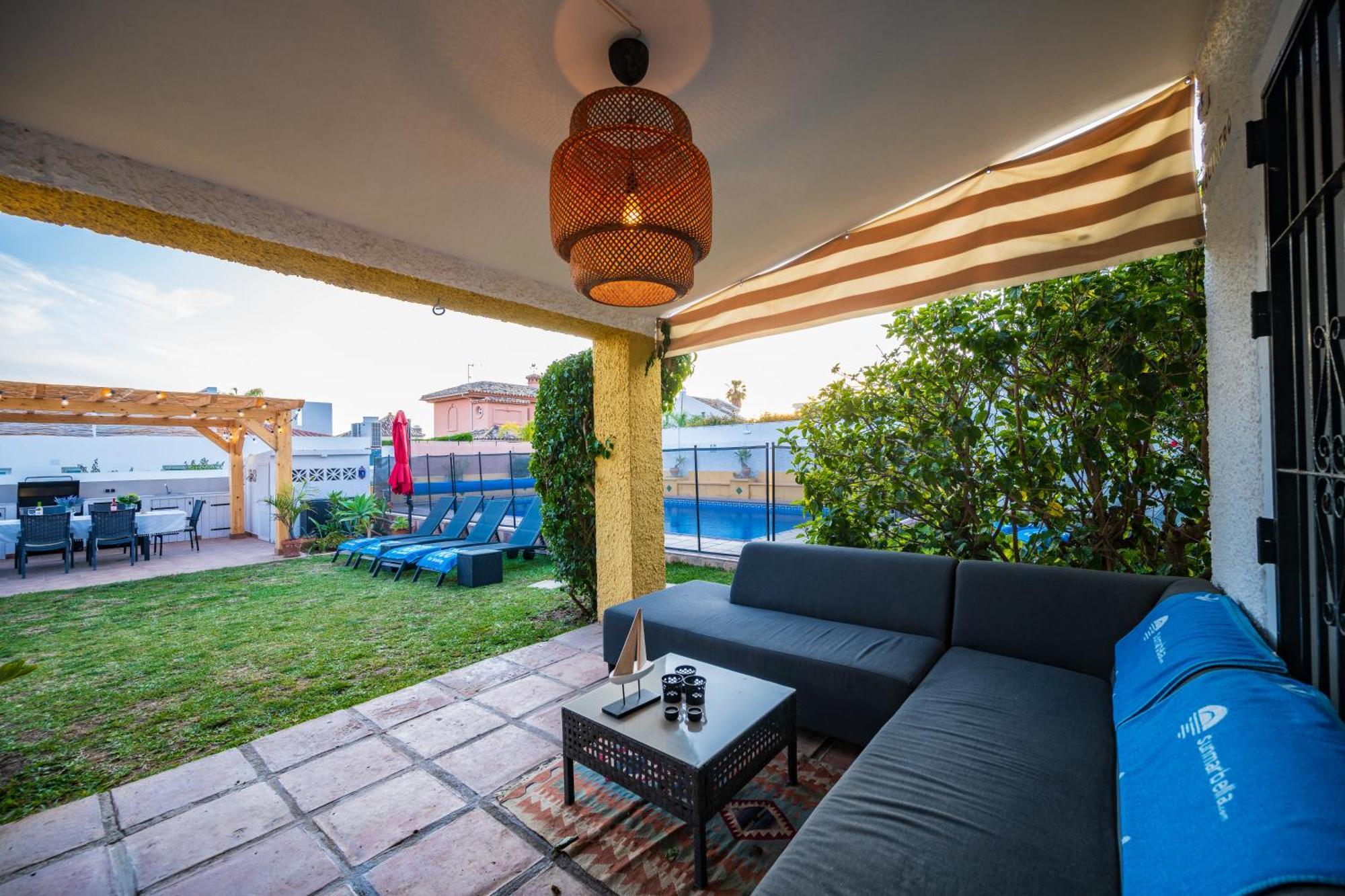 Typical Beach House Las Chapas Playa With Heated Pool Marbella Esterno foto