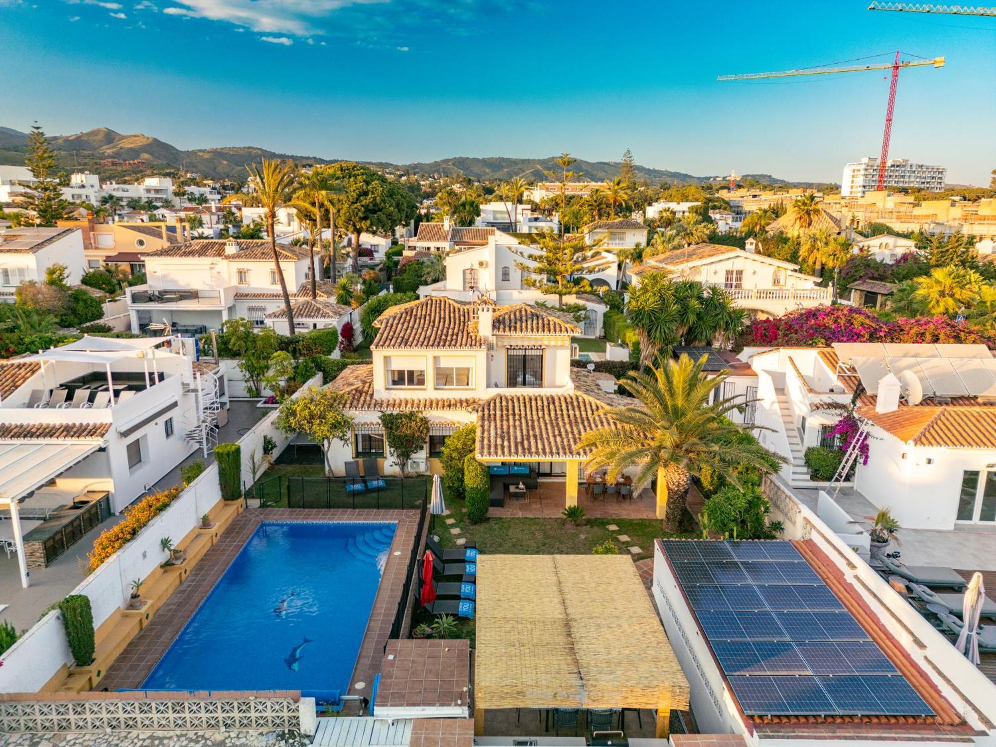 Typical Beach House Las Chapas Playa With Heated Pool Marbella Esterno foto