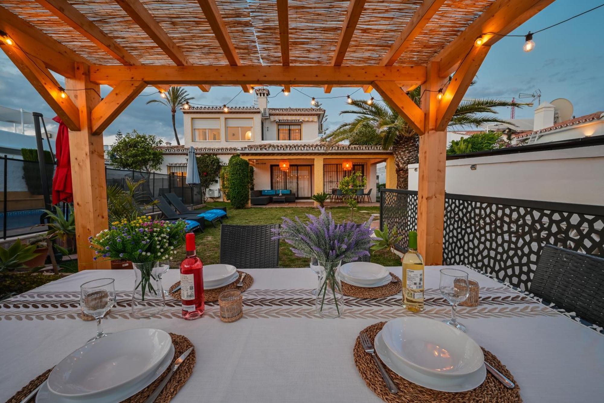 Typical Beach House Las Chapas Playa With Heated Pool Marbella Esterno foto