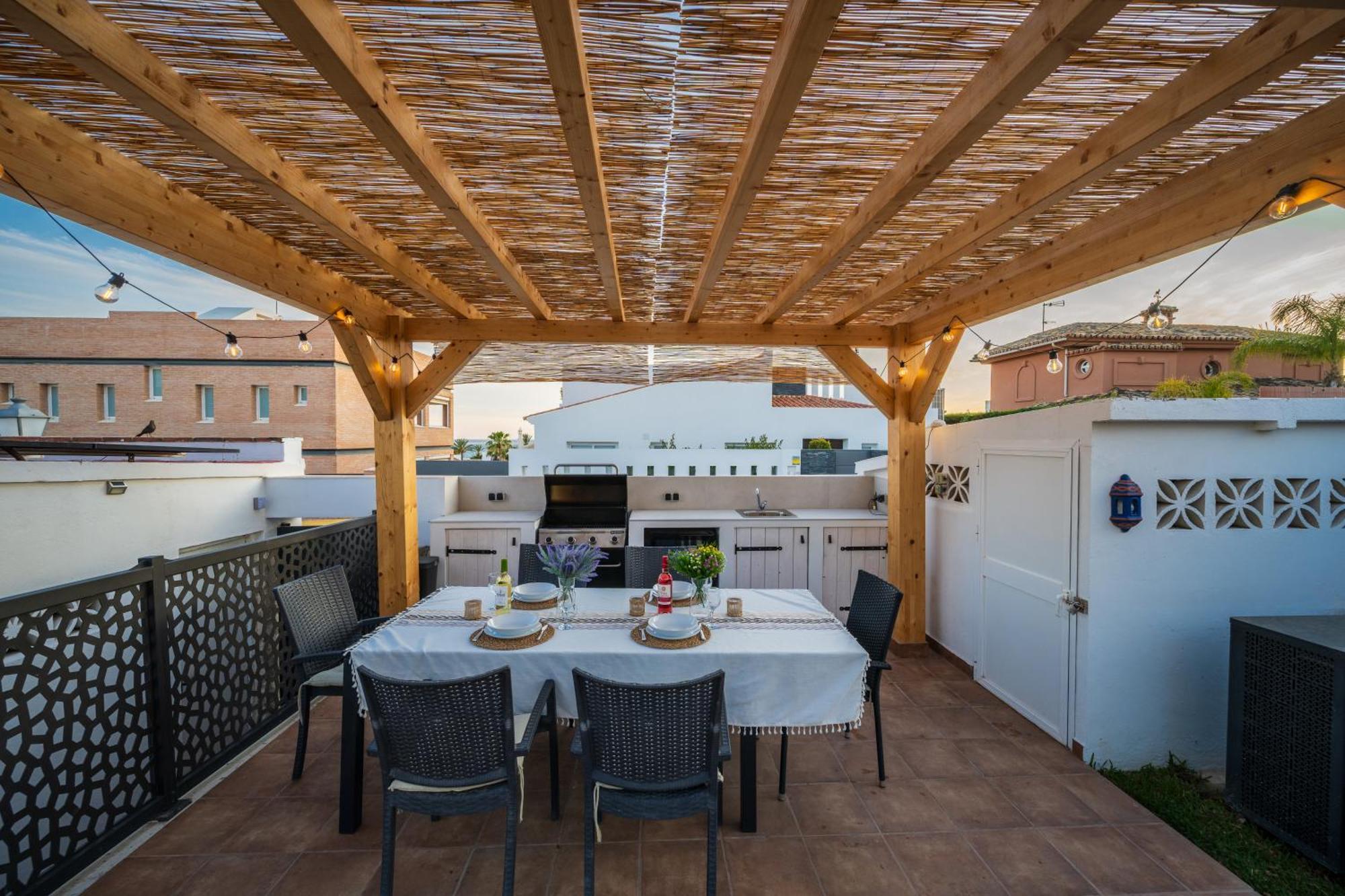 Typical Beach House Las Chapas Playa With Heated Pool Marbella Esterno foto